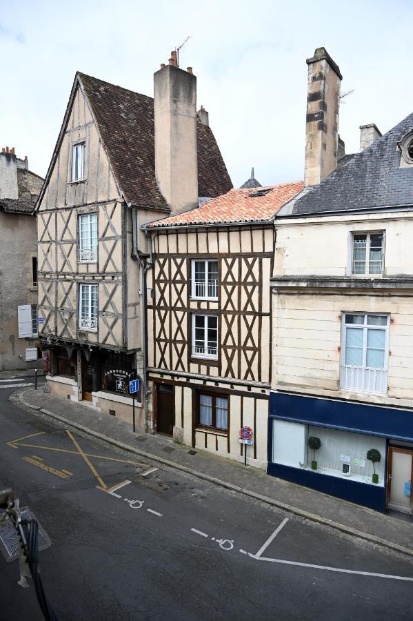 Maison Avec Dans L'hyper Centre De Villa Poitiers